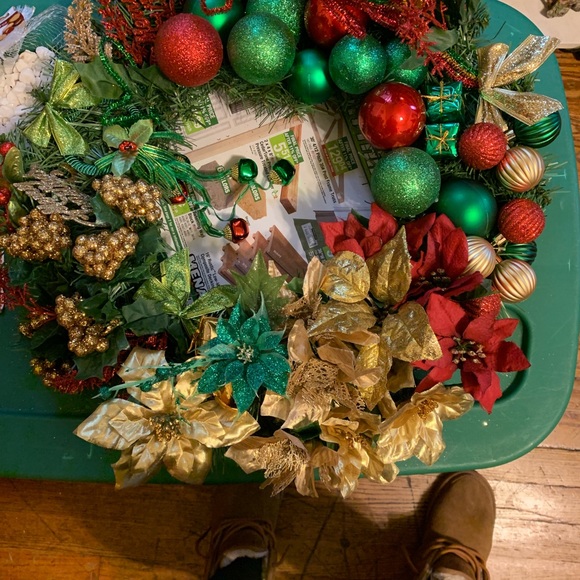 Handmade Christmas Wreaths - Picture 2 of 3